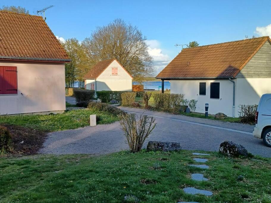 La Maison Bleu Du Lac De Celine Giffaumont-Champaubert Extérieur photo