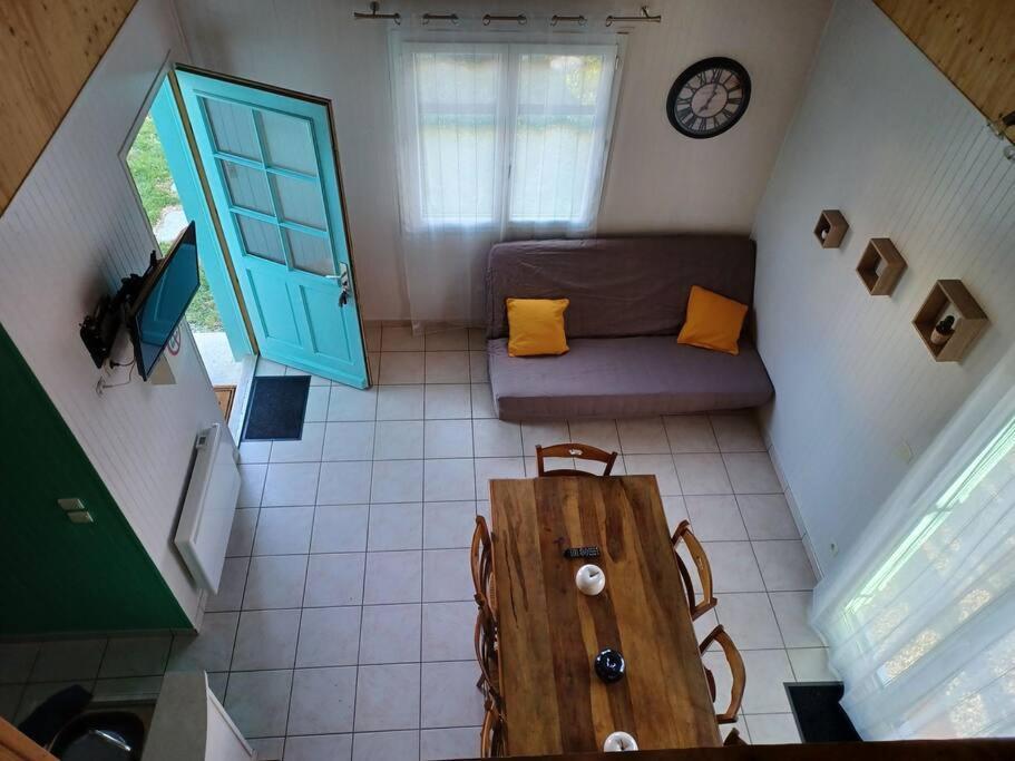 La Maison Bleu Du Lac De Celine Giffaumont-Champaubert Extérieur photo